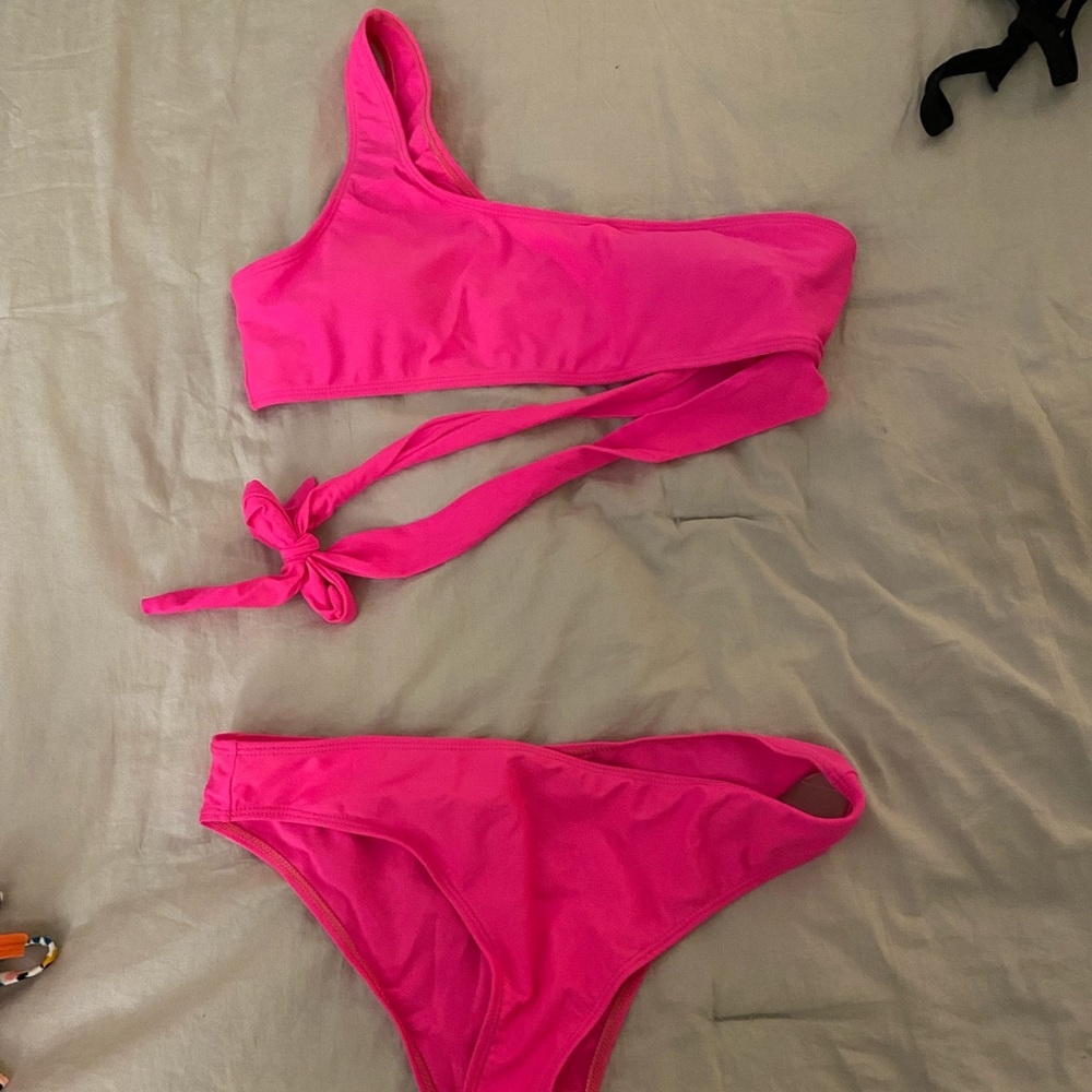 shein hot pink bikini!